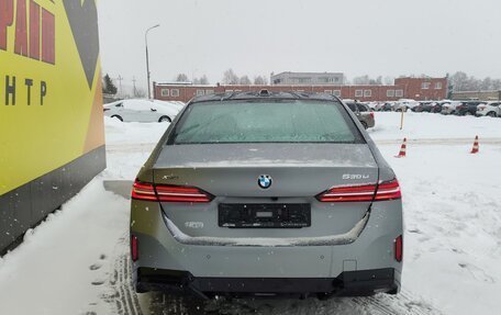 BMW 5 серия, 2025 год, 9 900 000 рублей, 4 фотография