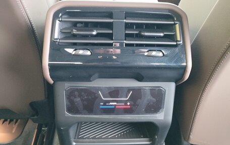 BMW 5 серия, 2025 год, 9 900 000 рублей, 22 фотография