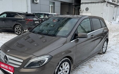 Mercedes-Benz B-Класс, 2013 год, 1 540 000 рублей, 2 фотография