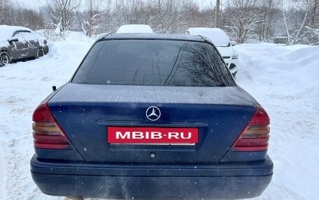 Mercedes-Benz C-Класс, 1995 год, 170 000 рублей, 6 фотография