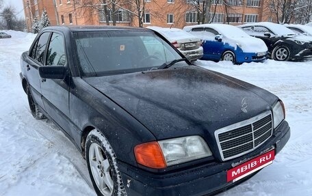 Mercedes-Benz C-Класс, 1995 год, 170 000 рублей, 3 фотография