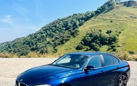 BMW 3 серия, 2018 год, 1 875 000 рублей, 7 фотография