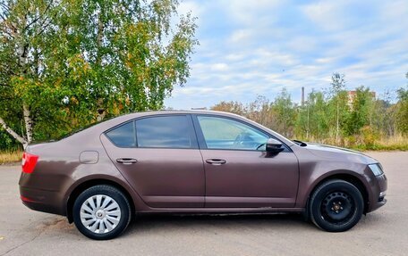 Skoda Octavia, 2018 год, 1 250 000 рублей, 10 фотография