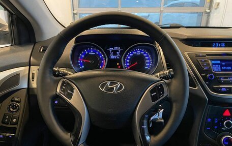 Hyundai Elantra V, 2015 год, 986 000 рублей, 10 фотография