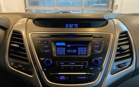 Hyundai Elantra V, 2015 год, 986 000 рублей, 13 фотография