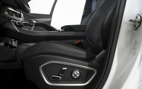 Geely Tugella FY11, 2023 год, 2 698 000 рублей, 18 фотография