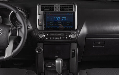 Toyota Land Cruiser Prado 150 рестайлинг 2, 2013 год, 2 605 000 рублей, 16 фотография