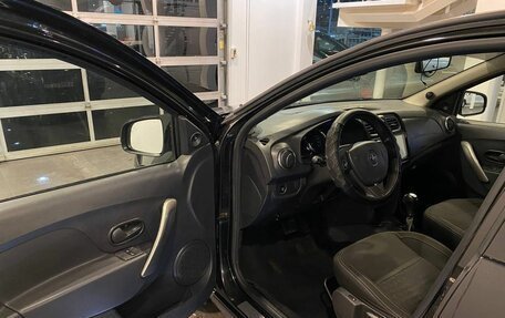 Renault Logan II, 2018 год, 590 000 рублей, 18 фотография