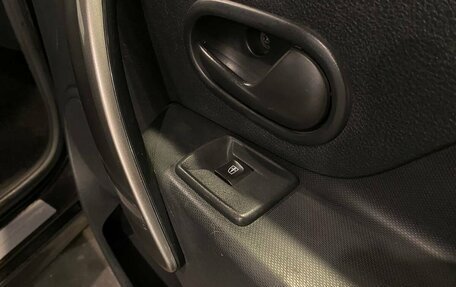 Renault Logan II, 2018 год, 590 000 рублей, 25 фотография