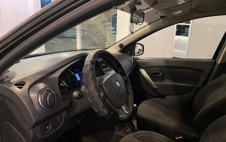 Renault Logan II, 2018 год, 590 000 рублей, 20 фотография