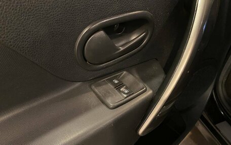 Renault Logan II, 2018 год, 590 000 рублей, 19 фотография