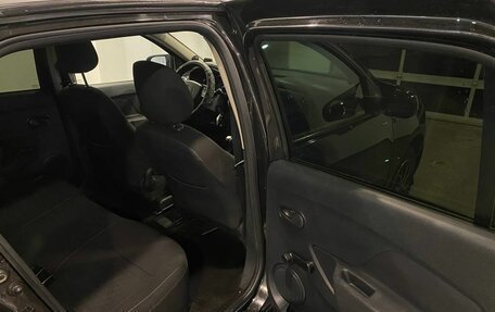 Renault Logan II, 2018 год, 590 000 рублей, 23 фотография