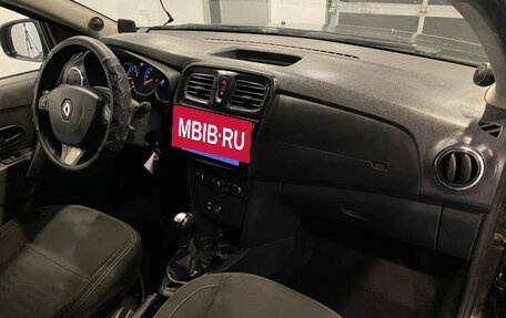 Renault Logan II, 2018 год, 590 000 рублей, 10 фотография