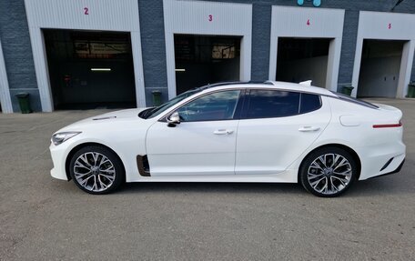 KIA Stinger I, 2018 год, 2 450 000 рублей, 1 фотография