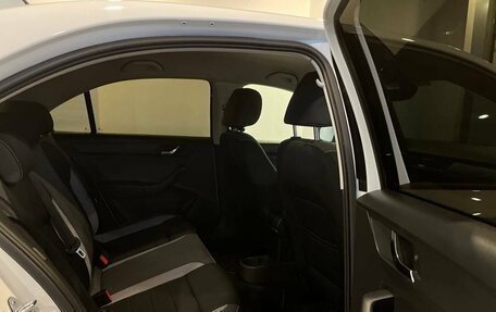 Skoda Rapid I, 2017 год, 1 320 000 рублей, 23 фотография