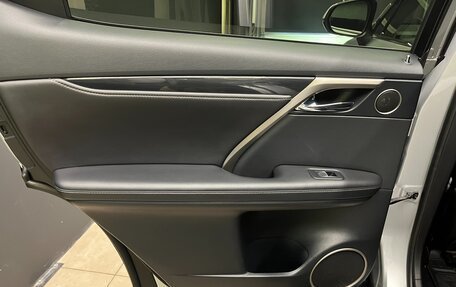 Lexus RX IV рестайлинг, 2016 год, 3 350 000 рублей, 9 фотография