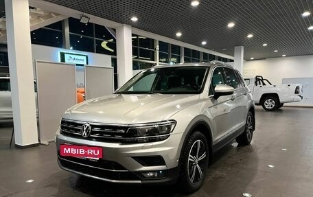 Volkswagen Tiguan II, 2017 год, 2 880 000 рублей, 7 фотография
