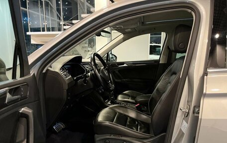 Volkswagen Tiguan II, 2017 год, 2 880 000 рублей, 16 фотография