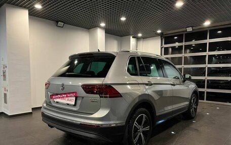 Volkswagen Tiguan II, 2017 год, 2 880 000 рублей, 3 фотография