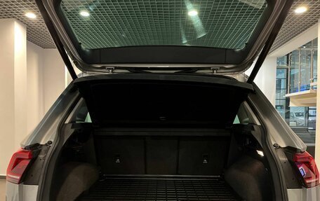 Volkswagen Tiguan II, 2017 год, 2 880 000 рублей, 18 фотография