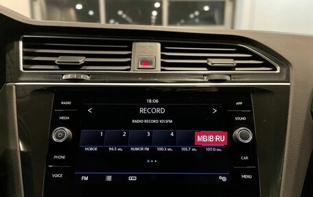 Volkswagen Tiguan II, 2017 год, 2 880 000 рублей, 14 фотография