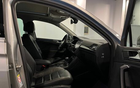 Volkswagen Tiguan II, 2017 год, 2 880 000 рублей, 29 фотография