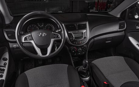 Hyundai Solaris II рестайлинг, 2012 год, 650 000 рублей, 7 фотография