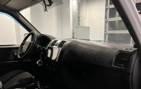 ЛуАЗ Patriot, 2014 год, 829 000 рублей, 11 фотография