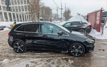 Mercedes-Benz B-Класс, 2019 год, 2 590 000 рублей, 4 фотография