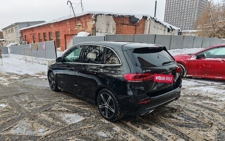 Mercedes-Benz B-Класс, 2019 год, 2 590 000 рублей, 7 фотография