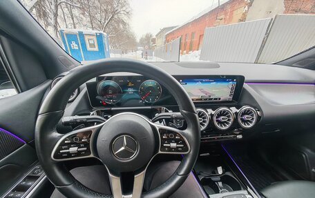 Mercedes-Benz B-Класс, 2019 год, 2 590 000 рублей, 13 фотография