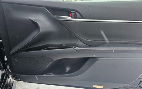 Toyota Camry, 2019 год, 2 100 000 рублей, 14 фотография