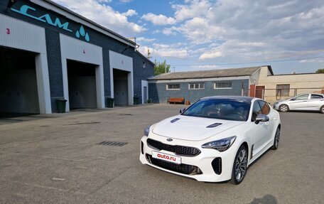 KIA Stinger I, 2018 год, 2 450 000 рублей, 2 фотография