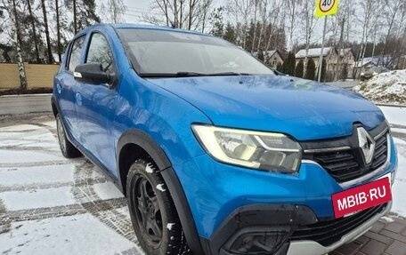 Renault Sandero II рестайлинг, 2021 год, 670 000 рублей, 2 фотография