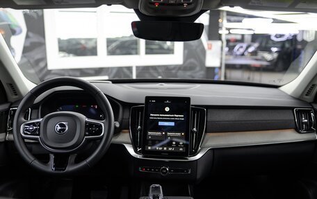 Volvo XC90 II рестайлинг, 2025 год, 10 900 000 рублей, 11 фотография