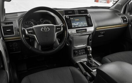 Toyota Land Cruiser Prado 150 рестайлинг 2, 2019 год, 5 370 000 рублей, 14 фотография