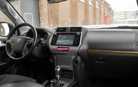 Toyota Land Cruiser Prado 150 рестайлинг 2, 2019 год, 5 370 000 рублей, 15 фотография