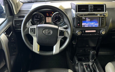 Toyota Land Cruiser Prado 150 рестайлинг 2, 2014 год, 3 299 000 рублей, 19 фотография