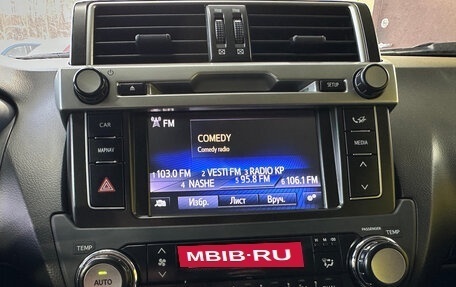 Toyota Land Cruiser Prado 150 рестайлинг 2, 2014 год, 3 299 000 рублей, 17 фотография