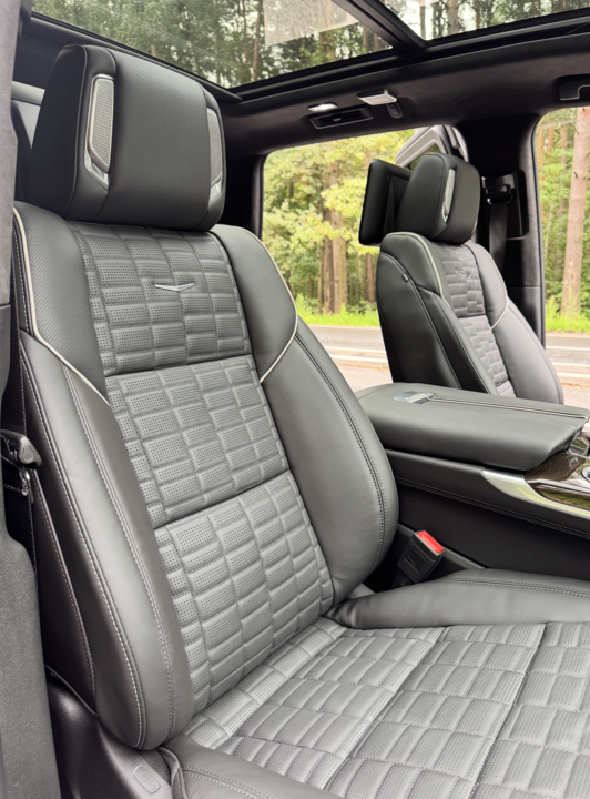 Cadillac Escalade V, 2025 год, 19 750 000 рублей, 28 фотография