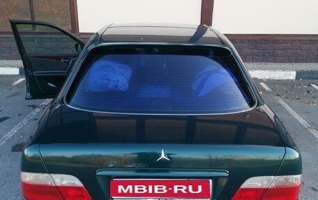 Mercedes-Benz E-Класс, 1997 год, 310 000 рублей, 1 фотография