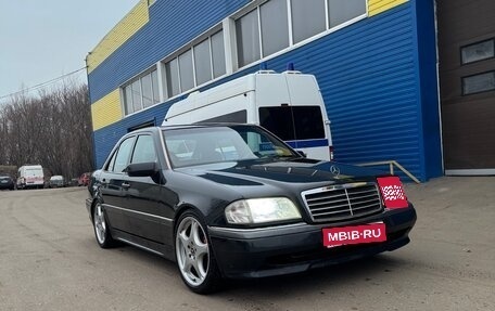 Mercedes-Benz C-Класс, 1994 год, 800 000 рублей, 1 фотография