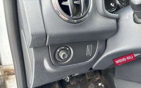 Renault Sandero II рестайлинг, 2014 год, 750 000 рублей, 6 фотография