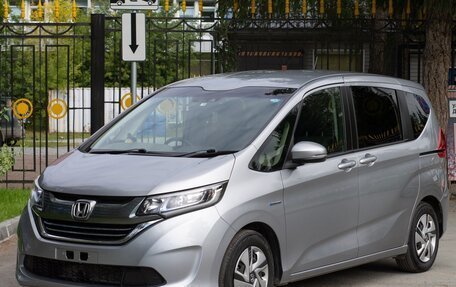 Honda Freed II, 2019 год, 1 555 000 рублей, 1 фотография