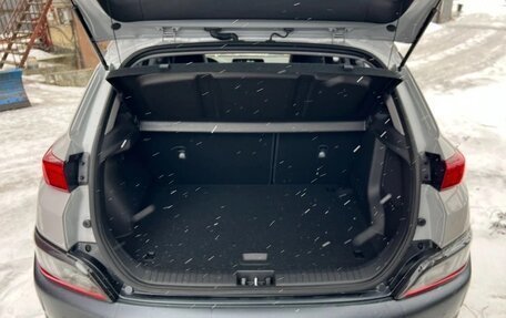Hyundai Kona I, 2022 год, 1 995 000 рублей, 12 фотография