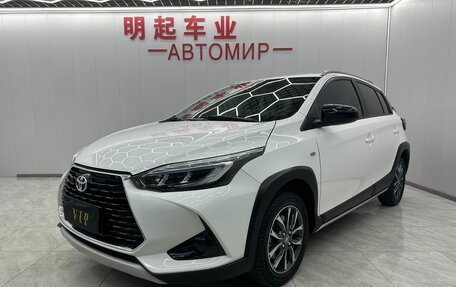 Toyota Yaris XP150 рестайлинг, 2022 год, 1 386 001 рублей, 1 фотография