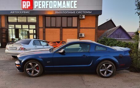 Ford Mustang VI рестайлинг, 2005 год, 5 000 000 рублей, 3 фотография