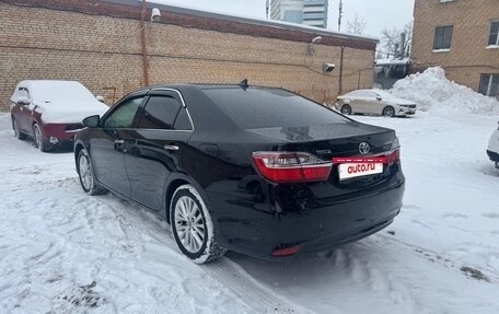 Toyota Camry, 2015 год, 1 870 000 рублей, 4 фотография