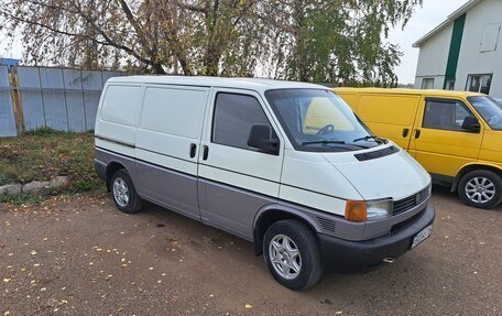 Volkswagen Transporter T4, 2000 год, 380 000 рублей, 5 фотография
