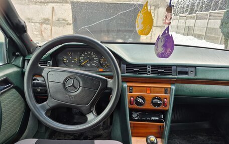 Mercedes-Benz W124, 1992 год, 285 000 рублей, 8 фотография